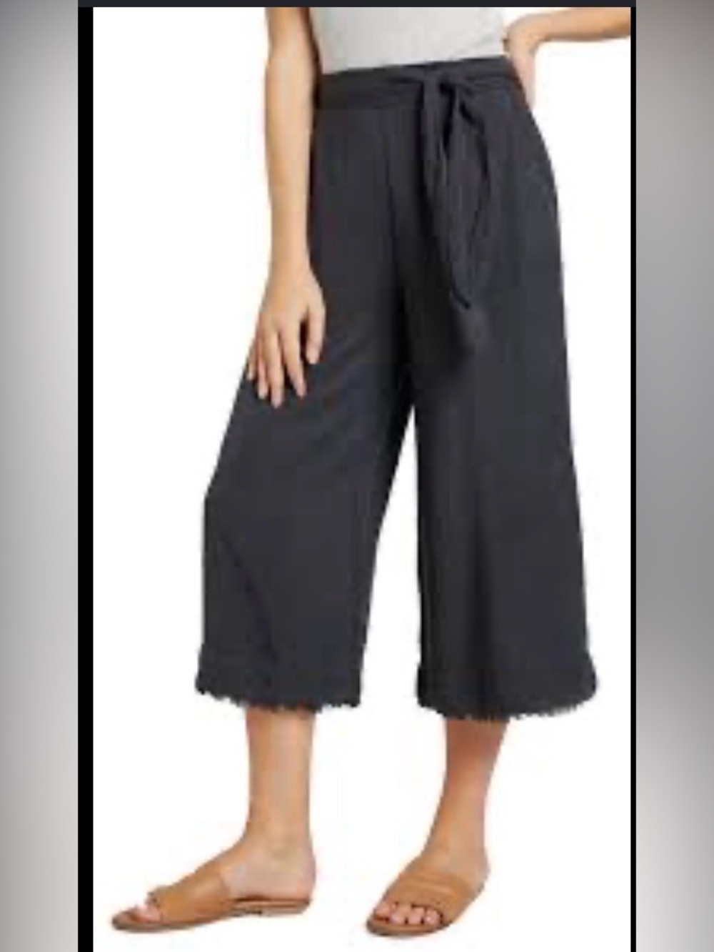 Bella Dahl High Waist Frayed Crop Pants in Night Shade
